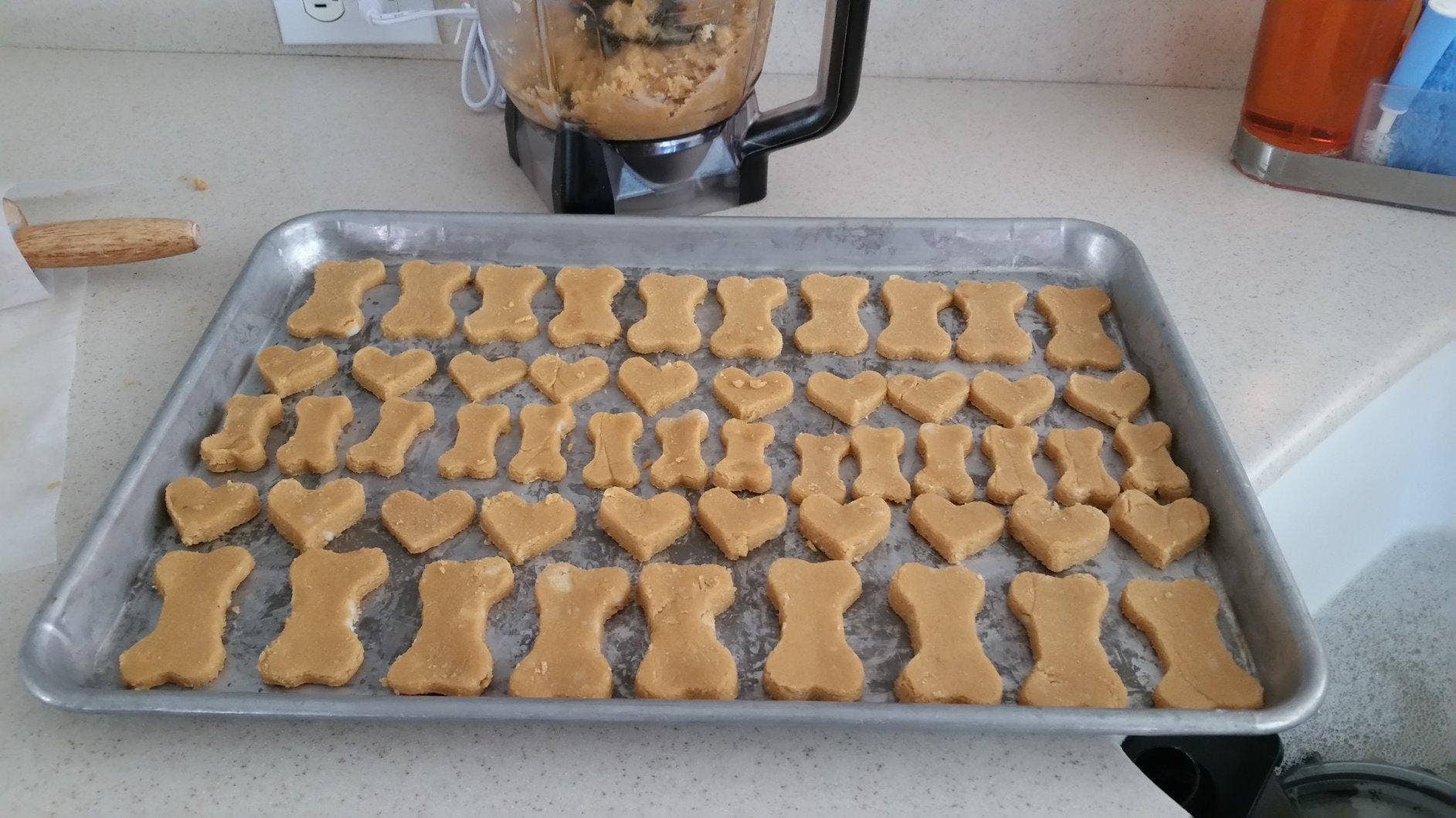 DOGGIE TREAT KIT 4 Pc Set