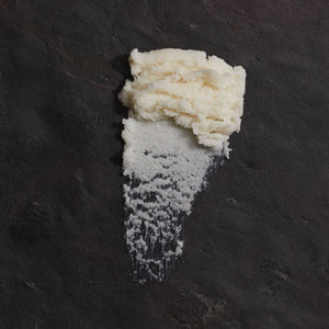 Vanilla Moon Radiant Body Scrub 140 g 🍁