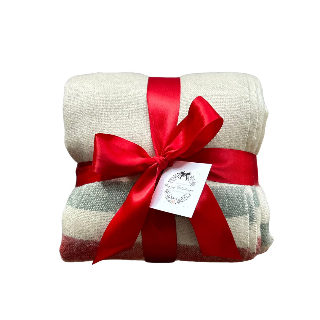 Alpaca_Blanket_Willows_Box_Gifting_Studio