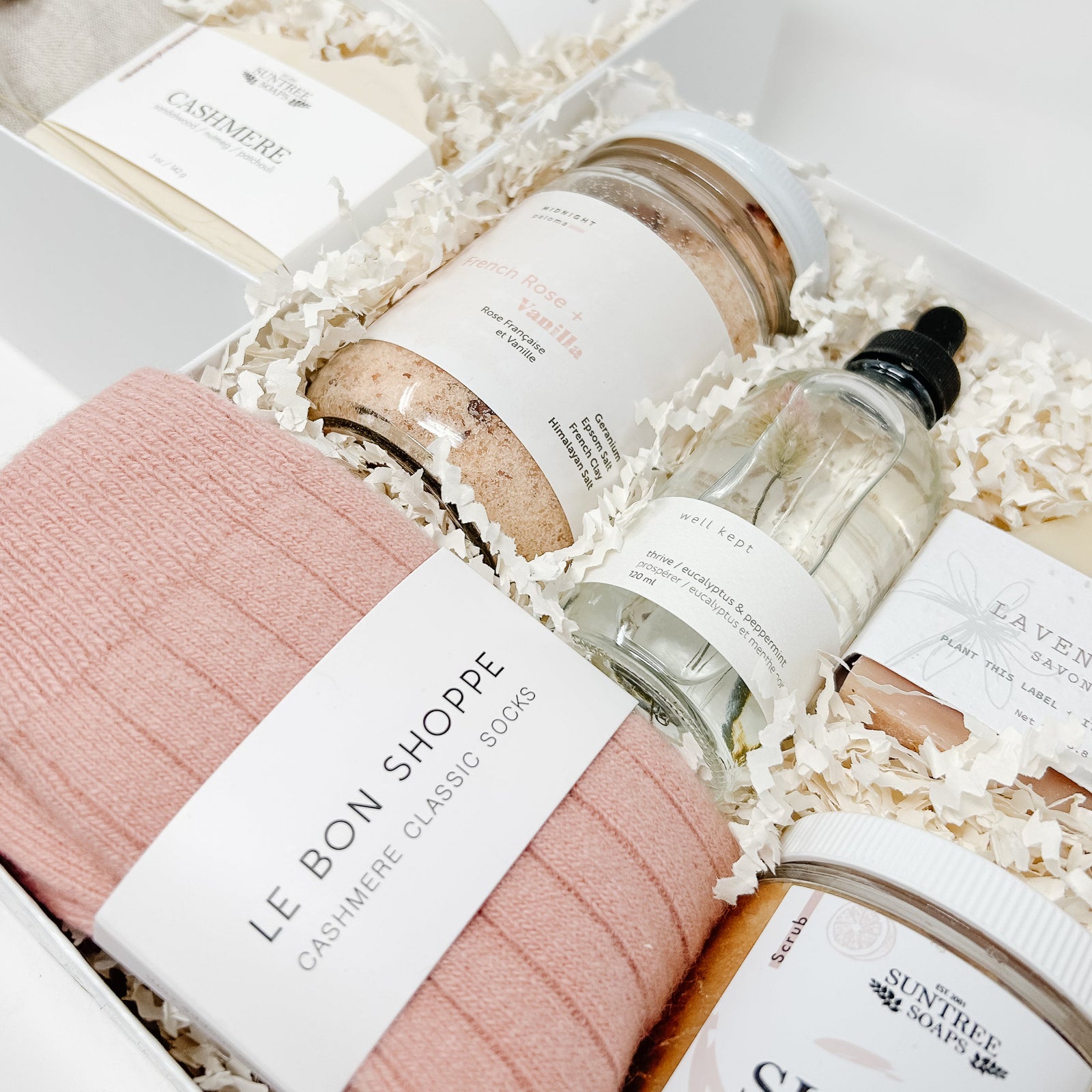 Blush_and_Bloom_Wellness_Gift_Box_Willows_Box_Canadian_Gifting_Studio