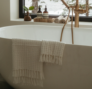 Honeycomb Bath Towel, Off White - ARRIVING SOON!