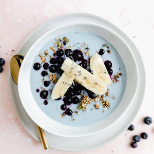 Superfood-Latte-Powder-Blue-Lavender-Cereal-Blume-Willows-Box-Gifting-Studio