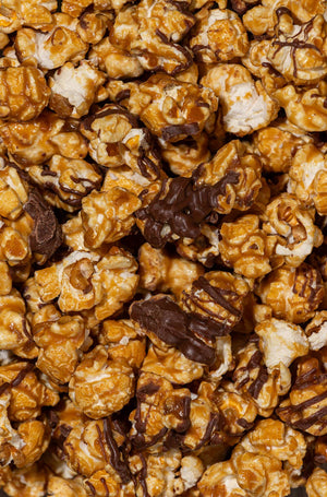 Yukon Gold Chocolate Drizzled Caramel Corn: Small 🍁